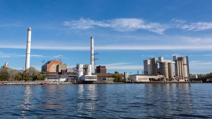 Das Heizkraftwerk Klingenberg des schwedischen Energiekonzerns Vattenfall im Berliner Ortsteil Rummelsburg (Quelle: dpa/Fernando Gutierrez-Juarez)