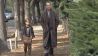 Filmstill: HALEY JOEL OSMENT als Cole Sear und BRUCE WILLIS als Malcolm Crowe in dem Thriller The Sixth Sense. (Quelle: imago images/Entertainment Pictures)