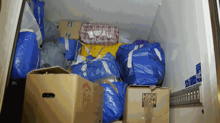 Vollgepackter Transporter mit Hilfsgütern für Menschen in der Ukraine (Bild: TV News Kontor)
