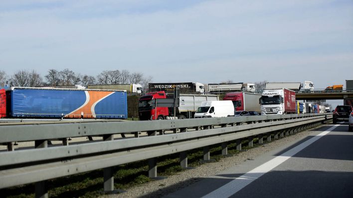 Nowe przepisy: polskie firmy transportowe przenoszą się do Brandenburgii