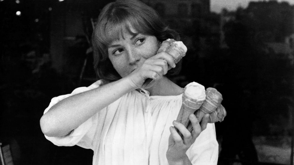 Filmstill: Die Spitzenklöpplerin, <<LACEMAKER>>, Isabelle Huppert, 1978. (Quelle: imago images/CEC)