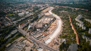 Archivfoto: Die Baustelle der Berliner Stadtautobahn A100 im Bereich Neukölln, Treptow, Friedrichshain und Lichtenberg am 16.05.2018 (Quelle: dpa).