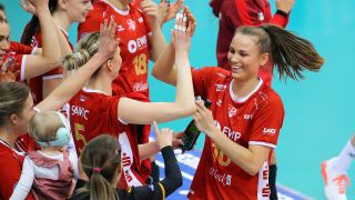 Jubel bei den Volleyballerinnen des SC Potsdam (imago images/Julia Rahn)
