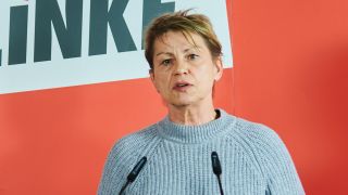 Archivbild: Elke Breitenbach spricht am 04.12.2021 auf dem digitalen Parteitag ihrer Partei Die Linke Berlin. (Quelle: dpa/Annette Riedl)