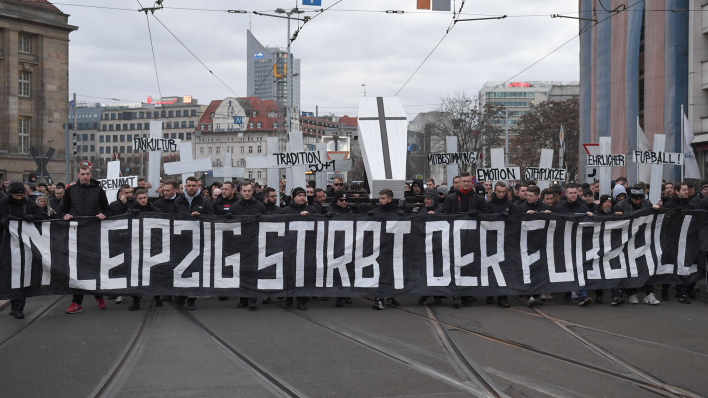 Unions Fans bei ihrem Protest in Leipzig im Januar 2020 (Bild: IMAGO/Matthias Koch)