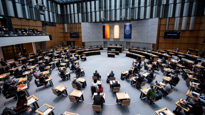 Das Berliner Abgeordnetenhaus, Archivbild (Quelle: DPA/Fabian Sommer)