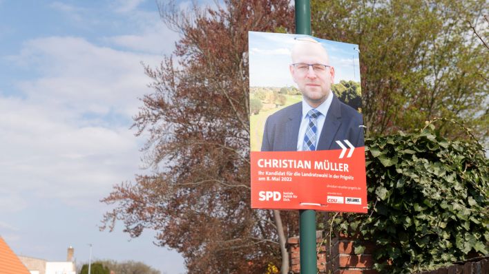 Ein Wahlplakat von Christian Muller (SPD) in Lenzen (Prignitz). Quelle:v