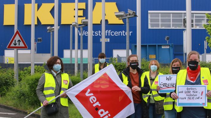 Warnstreik am 20. Mai 2022 bei Ikea in Dortmund (Bild: imago images/Anja Cord)
