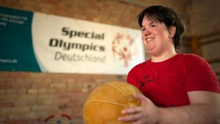 Juliana Rößler trainiert für die Special Olympics. (Quelle: rbb)