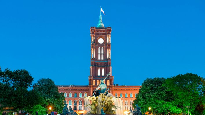 Berliner Senat hat keinen Überblick über angestrahlte Gebäude
