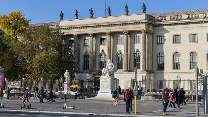 Symbolbild: Hauptgebaeude, Humboldt-Universitaet, Unter den Linden. (Quelle: dpa/Scheoning)