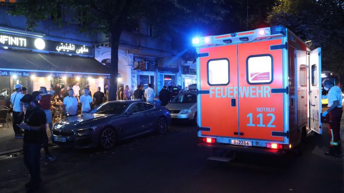 Berlin-Neukölln: Mann in der Nacht zu Samstag auf offener Straße niedergestochen (Quelle: rbb/M.Pudwell)