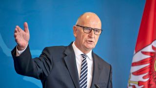 Dietmar Woidke (SPD), Ministerpräsident von Brandenburg, nimmt am 13.09.2022 an einer Pressekonferenz teil. (Quelle: dpa/Fabian Sommer)
