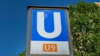 U9 Ubahn Schild (Quelle: dpa/Joko)