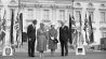 Archivbild: (L-r) Prinz Philip, Marianne von Weizsäcker, Königin Elizabeth II. und Bundespräsident Richard von Weizsäcker am 27.05.1987 vor Schloß Bellevue in Berlin. (Quelle: dpa/Michael Probst)