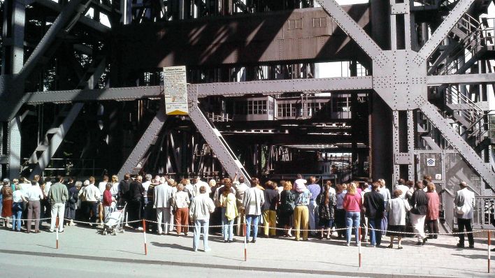 Archivbild: Schiffhebewerk in Niederfinow am Oder-Havel-Kanal zu Beginn der 90er Jahre. (Quelle: imago images/eventfoto)