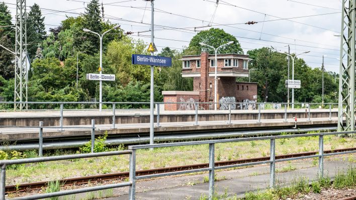 Der S-Bahnhof Berlin-Wannsee (Bild: imago images/F. Anthea Schaap