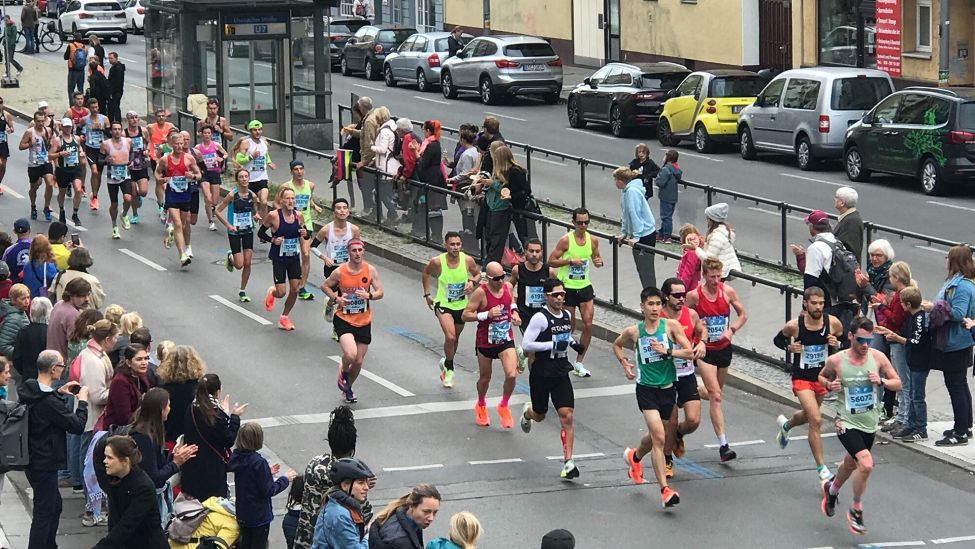 45.000 Läuferinnen und Läufer sind beim Marathon in Berlin mit dabei.