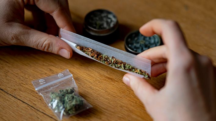 Medienbericht: Besitz von 20 Gramm Cannabis könnte bald legal sein | rbb24