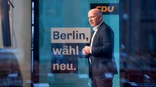 Kai Wegner, Spitzenkandidat und Landesvorsitzender der CDU Berlin, spricht am 18.11.2022 bei einem Pressetermin über die Ziele seiner Partei bei der anstehenden Wahl zum Abgeordnetenhaus. (Quelle: dpa/Paul Zinken)