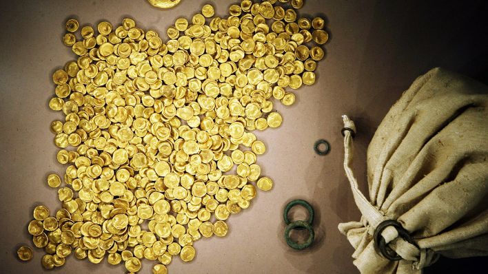 Archivbild: 31.05.2006. Der größte keltische Goldfund des 20. Jahrhunderts wurde 1999 bei Manching gefunden (Quelle: dpa/Frank Mächler)