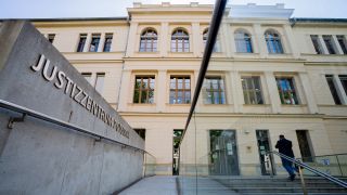 Archivbild: Das Justizzentrum Potsdam, in dem sich auch das Landgericht Postdam befindet. (Quelle: dpa/C. Soeder)