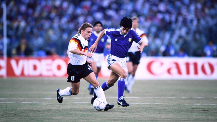Thomas Häßler beim WM-Finale 1990 gegen Argentinien (imago images/Lacy Perenyi)