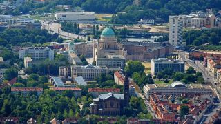 Archivbild:Luftaufnahme der Stadt Potsdam am 04.08.2019.(Quelle:imago images/K.Hessland)