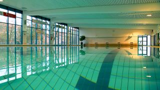 Schwimmbad in Frankfurt (Oder) ist ein Sanierungsfall, Bild: rbb