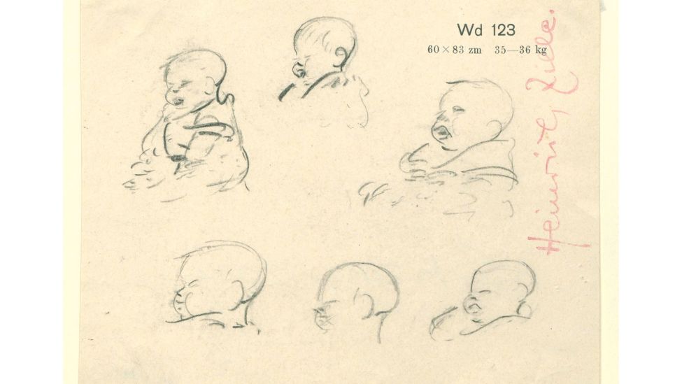 Studienblatt Säuglingskopf um 1910, Schwarze Kreide auf Papier, 19,0 cm × 15,2 cm. Heinrich Zille. Stadtmuseum Berlin. (Quelle: dpa/akg-images)