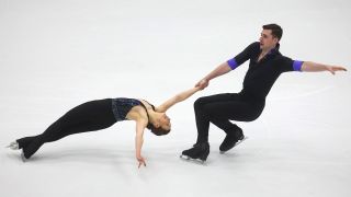 Annika Hocke und Robert Kunkel bei der Deutschen Meisterschaft im Eiskunstlauf (Bild: picture alliance/dpa | Karl-Josef Hildenbrand)
