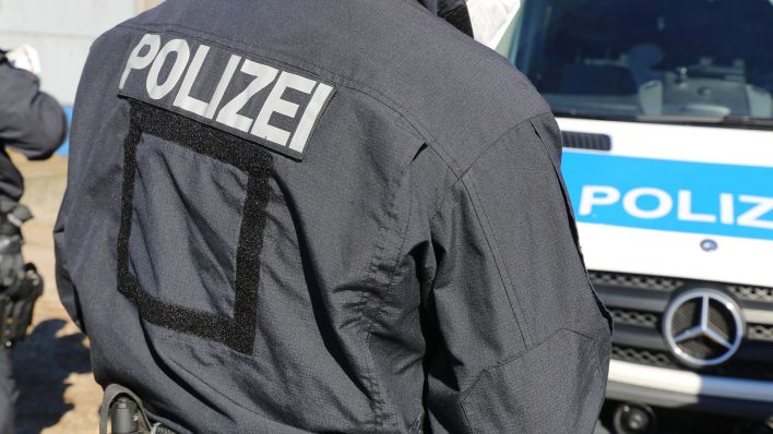 Symbolbild: Polizeieinsatz (Quelle: dpa/Udo Herrmann)