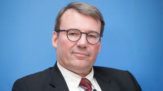 Herbert Brücker, Professort für Volkswirtrschaftslehre am Institut für Arbeitsmarkt- und Berufsforschung (Bild: dpa/Jörg Carstensen)