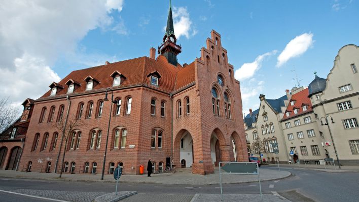 Das Rathaus der brandenburgischen Stadt Nauen (Quelle: dpa/Robert Schlesinger)