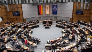 Archivbild: Plenarsitzung des Berliner Abgeordnetenhauses. (Quelle: imago images/C. Ditsch)