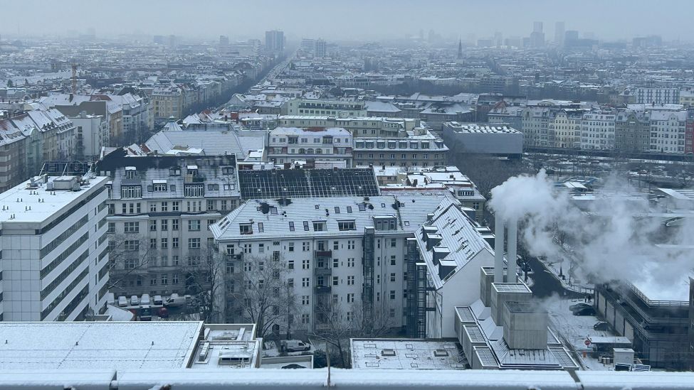 Blick vom Fernsehzentrum des rbb auf die Stadt Berlin am 06.02.2023. (Quelle: rbb)