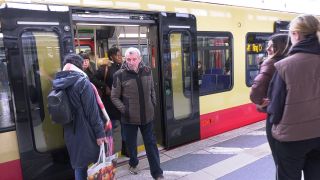 Keine Maskenpflicht mehr in Berlin, S-Bahn (Quelle: rbb)