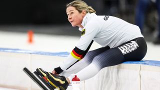 Claudia Pechstein bei der Einzelstrecken-WM in Heerenveen (imago images)