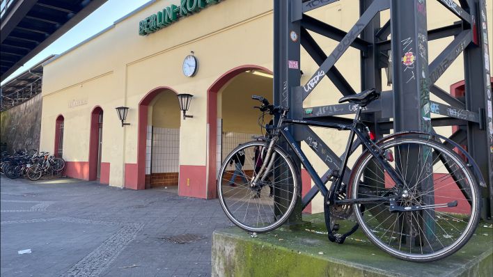 Fahrrad am S-Bahnhof Koepenick