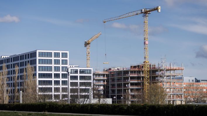 Symbolbild: Baustelle Neubau in Berlin. (Quelle: dpa/J. Schmitz)