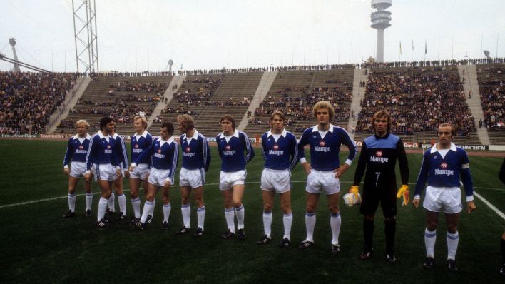 Mannschaftsfoto von Hertha BSC beim Spiel im Münchener Olympiastadion 1977 (imago images/WEREK)