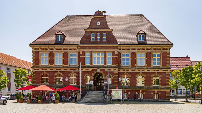 Rathaus Calau (Quelle: Picture Alliance/Shotshop/Birgit Seifert)