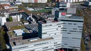 Luftaufnahme des rbb-Fernsehzentrums in Berlin (Bild: imago images/Emmanuele Contini)