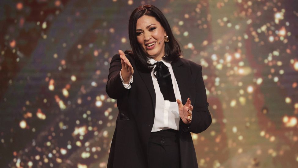 Deutscher Filmpreis 2023 Jasmin Shakeri bei der Verleihung der Lola - Deutscher Filmpreis 2023 im Theater am Potsdamer Platz in Berlin 12.05.2023. (Quelle: Imago Images/Eventpress Fuhr)