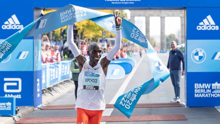 Eliud Kipchoge aus Kenia gewinnt den Berlin Marathon 2022 (Bild: Imago Images/Eibner)