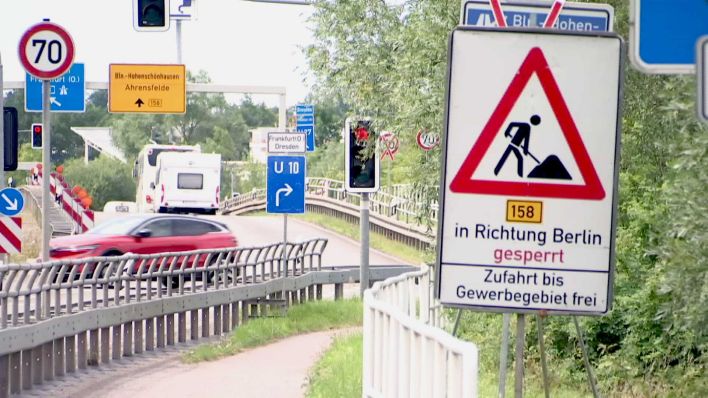 Wegen Straßenbauarbeiten ist die B158 zwischen Ahrensfelde und Blumberg 5 Wochen voll gesperrt. (Foto: rbb)