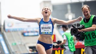 Gesa Krause jubelt nach Sieg beim Istaf 2019 (Bild: Imago Images/Beautiful Sports)