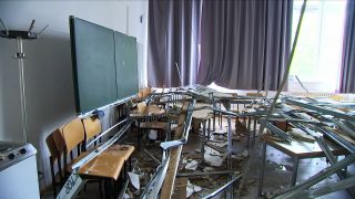 Ein durch Wasserschaden zerstörter Seminarraum in der TU Berlin.(Quelle:rbb)