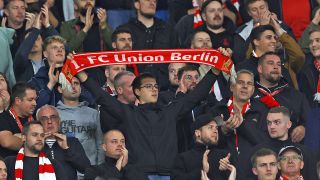 Fans des 1. FC Union Berlin am 08.11.2023 in Neapel beim Champions League Spiel gegen den Neapel. (Quelle: dpa/LaPresse/ZUMA Press/Alessandro Garofalo)