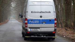 Archivbild: Einsatzfahrzeug der Kriminaltechnik der Polizei Berlin am 12.01.2022. (Quelle: dpa/Caro/Sorge)